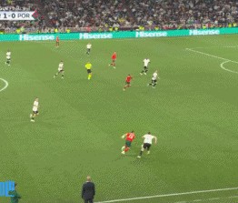 精彩世界波！孔塞桑禁区外兜射破门，葡萄牙1-1扳平德国