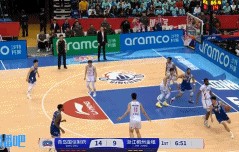 凌波微步🤩杨瀚森弧顶持球 左冲右突连续晃开防守轻松上篮打中